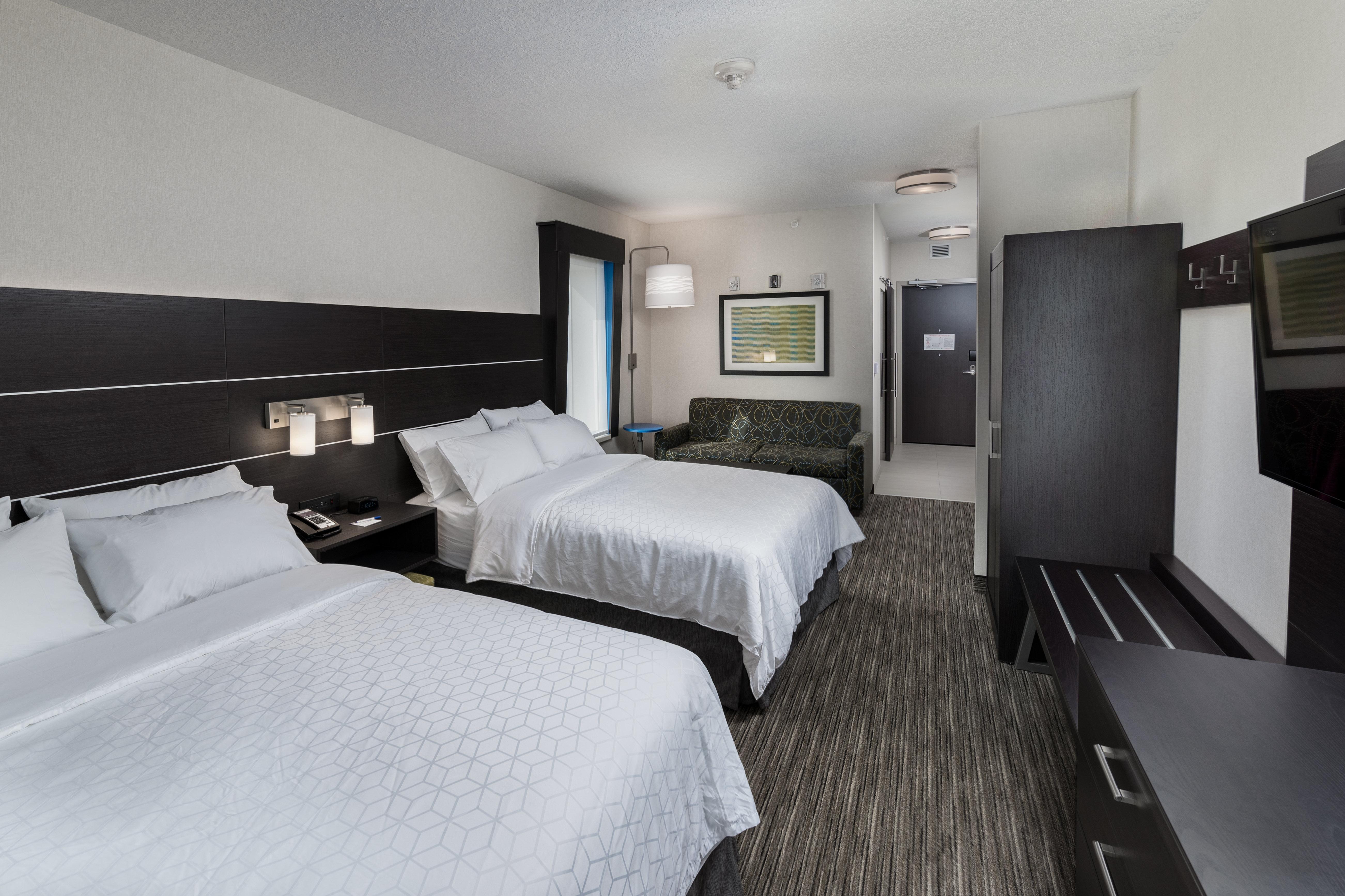 Holiday Inn Express & Suites - Saskatoon East - University, An Ihg Hotel Exterior photo